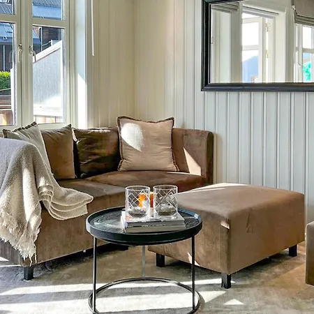 3 Bedroom Stunning In Holiday home *