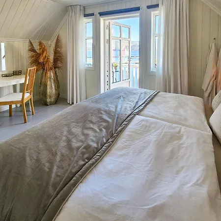 3 Bedroom Stunning In Ferienhaus *