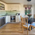 3 Bedroom Stunning In Casa vacanze